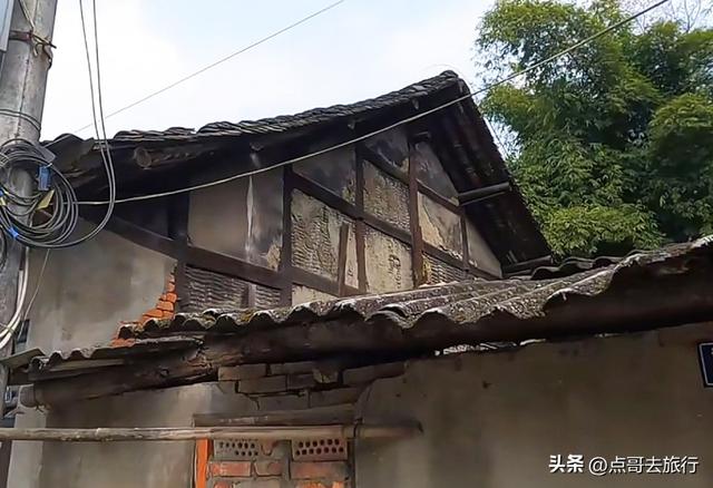 成都被冷落的古场镇，停留在70年前，附近美食诱人被严重低估！