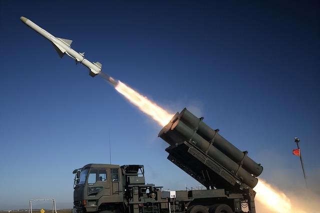 日本最惧怕的敌人出拳了，日方求见中国，中方的回应“震耳欲聋”