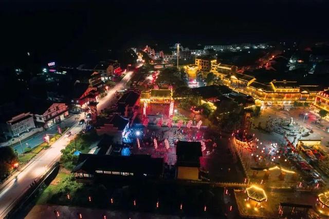 游在鹰潭｜中式美学深度游！山水、烟火、古建玩法全解锁，承包你的诗意周末