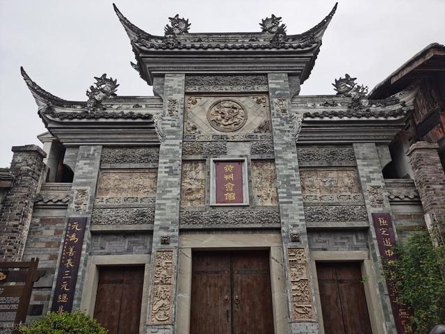 别再扎堆洪崖洞！重庆值得打卡的6个小众景点，人少景美，快收好