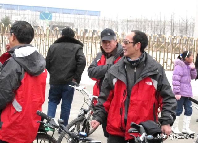 老虎队的故事46,第一面队旗