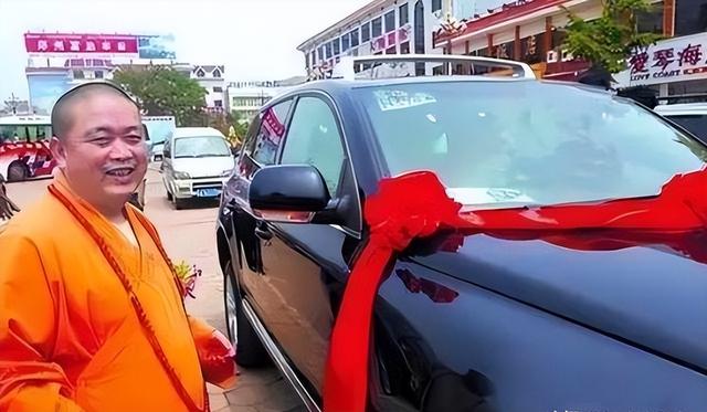 释永信倒台后	，老乡才敢说实话，当年他想两三万一户买下整个村