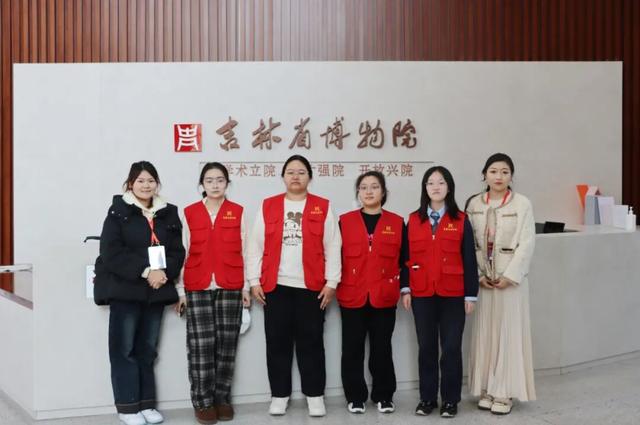 文物不语，但他们让历史有了心跳的温度