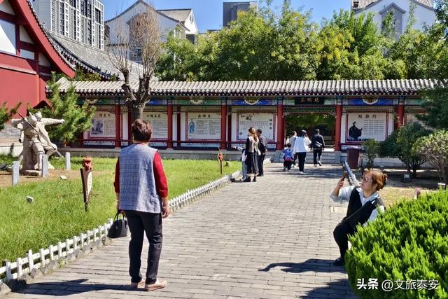 谁懂啊!走进东平贯中园,我感受到这里的千年侠气了!