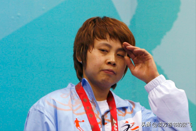 3次被国家队开除，退役11年后再看王濛现状，才明白李琰评价没错