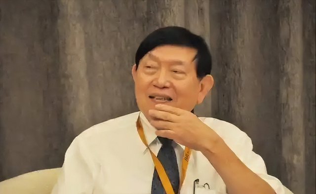 “中国芯片之父”张汝京，为回大陆造芯片，被开除台湾省户籍