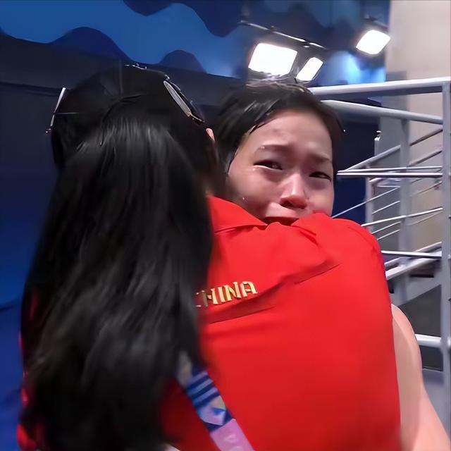 担心的事还是发生了，陈芋汐含泪说出心声，暴露了一个圈子的恶俗