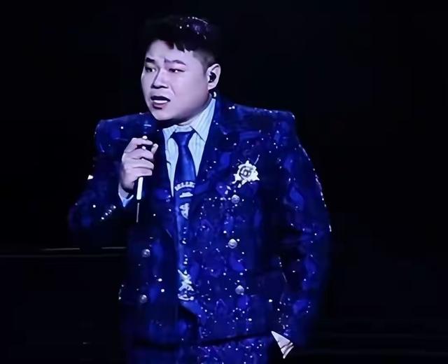 钱再多也没用，官媒出手揭露岳云鹏夫妇真实现状，走上于谦的老路