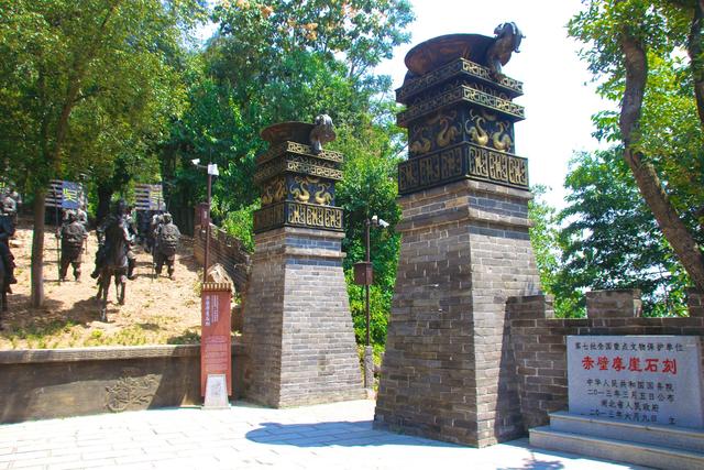 三国赤壁古战场，华中规模最大的三国文化体验基地，重温历史硝烟