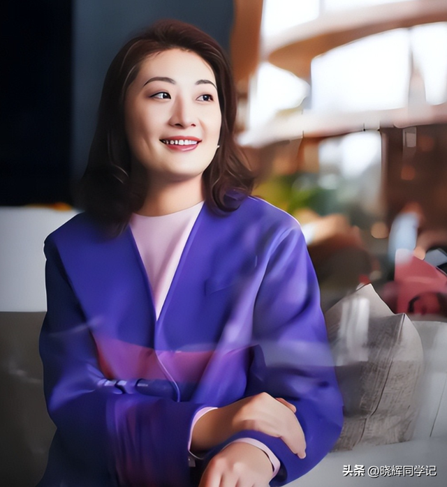 官媒发文！宗馥莉再破天花板，让亲叔宗泽后和整个商界沉默了