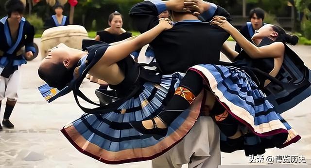 广西与贵州交界处的神奇村落，女性衣着开放，至今还保留母系社会