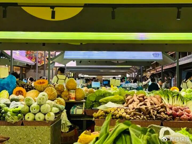 菜市场成杭州新景区！全国各地游客来杭州逛菜市场