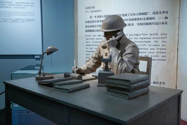 一条穿越黑暗，抵达光明的铭记之路！