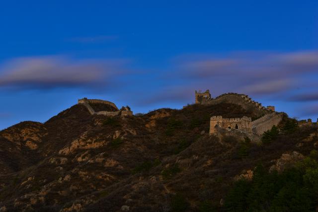 夜幕下的金山岭长城！