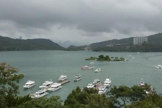 中美关系刚迎来缓和，大陆就主动递出一张“邀请函”！台当局“邦交”清零，赖清德无力回天