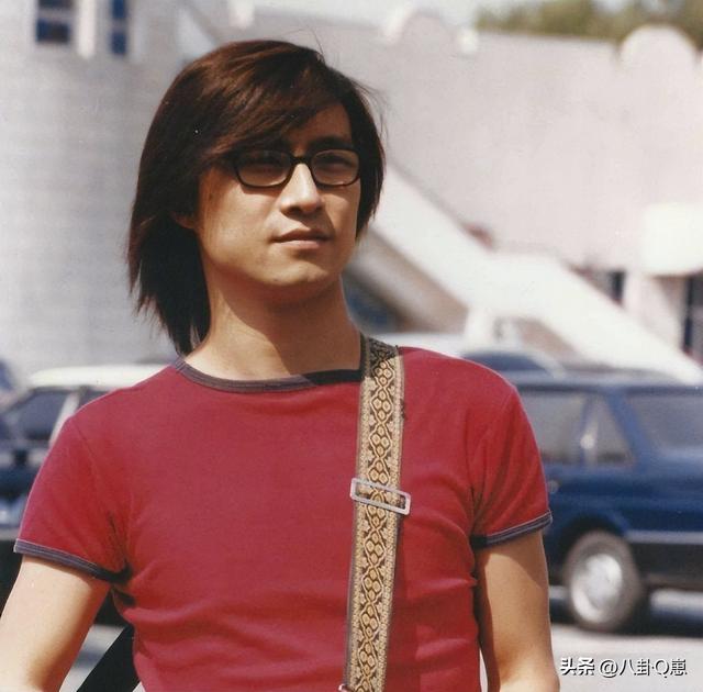 “牡丹花下死，做鬼也风流”！这一次，谁也救不了喜新厌旧的汪峰
