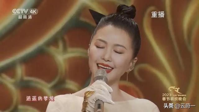 这次被央视“点名”的谭维维，暴露真实处境，原来刘欢当初没说谎