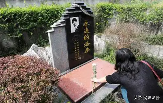1995年，27岁洛桑去世，被疑赵本山所为，20年后博林揭开车祸真相