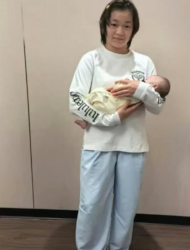 全红婵近照曝光变瘦很多，哥哥发声澄清谣言，官媒也来“打假”了
