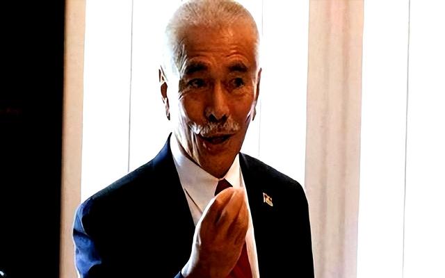 反华总统国家面临亡国，妄想向中国请求援助。最终结果是什么？