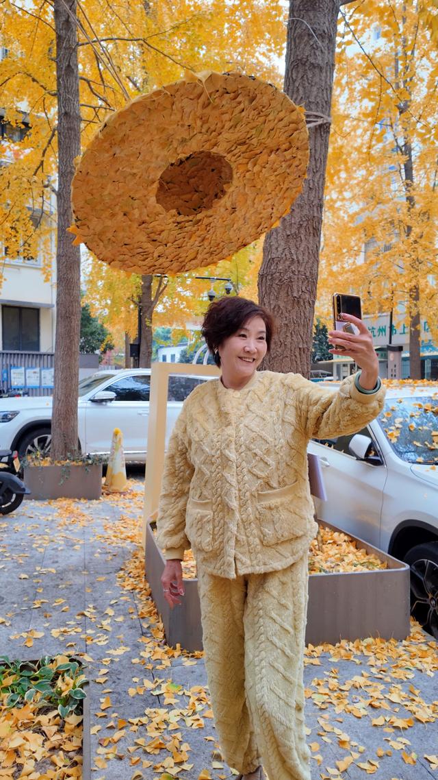 持续一周！抓住银杏的“尾巴”，到后市街打卡“疯狂动物城”