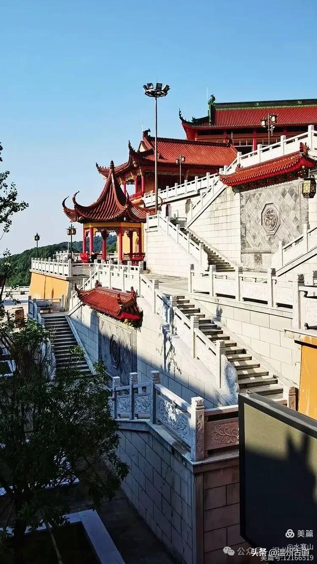 被誉为“江南小布达拉宫”！探秘浙江最大最土豪的寺院！