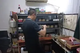 有村民靠它月入好几万元！小蟋蟀，市场这么大？图片