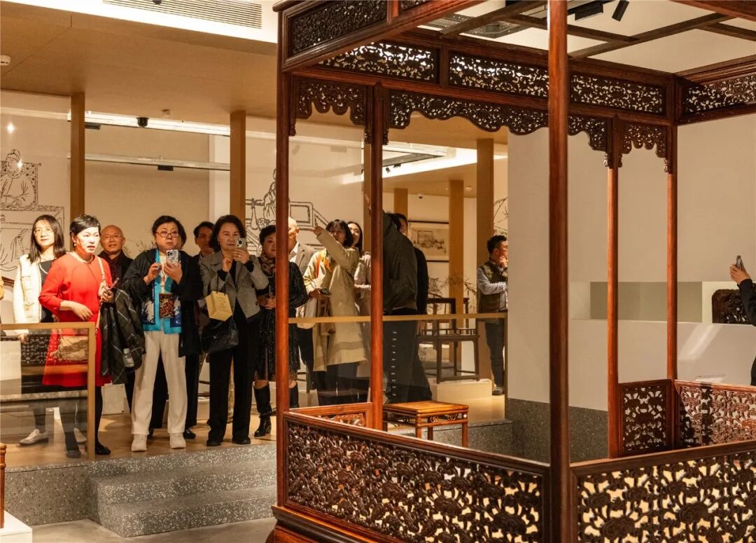 全球海外華文作家齊聚古都金陵,雅然家具藝術(shù)館助力文化出海 全球海外華文作家齊聚古都金陵,雅然家具藝術(shù)館助力文化出海