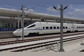 高铁和动车有什么区别？和谐号比复兴号差在哪？坐这么久终于懂了图片