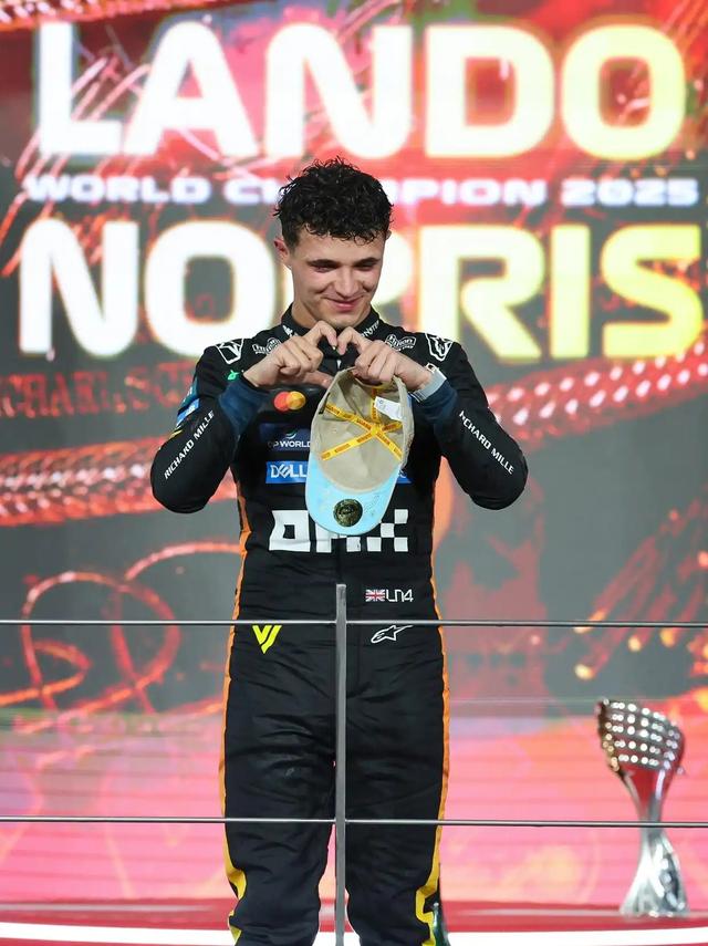 2025年国际十佳运动员出炉：6位00后，中国仅占1席，孙颖莎落选