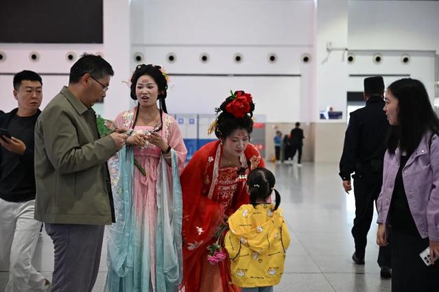 汉中文旅“放大招” 花式宠客 盛礼迎宾