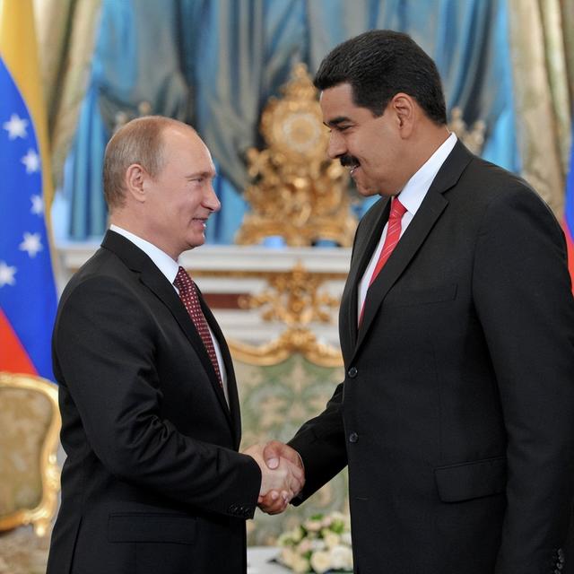 普京拿捏到特朗普软肋，在委内瑞拉反将一军：美军不敢轻举妄动了