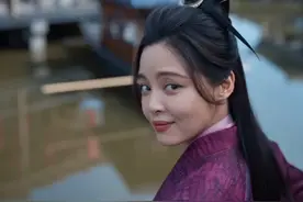 笑不活了，《庆余年2》海棠朵朵替苦荷大师送礼，网友评论笑死图片