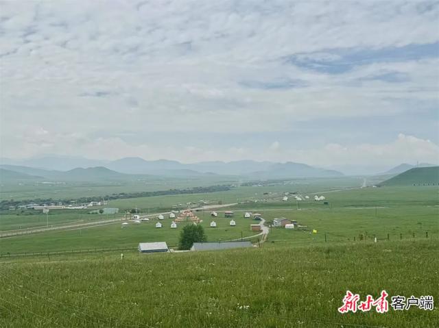 在观赏游历中增进文化认同——甘南州以旅游促进各民族交往交流交融