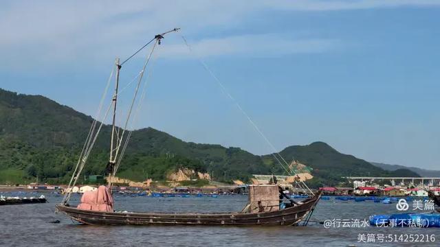 彩色旅图｜光影里的霞浦：滩涂、古树与渔排的诗意时光