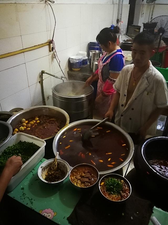 忆游走三地战友情，洞察南阳襄阳鄂州的独特魅力 在建军98周年之际