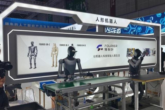 机器人要替人填3000万岗！成本年降12%，是要逼走工人吗？