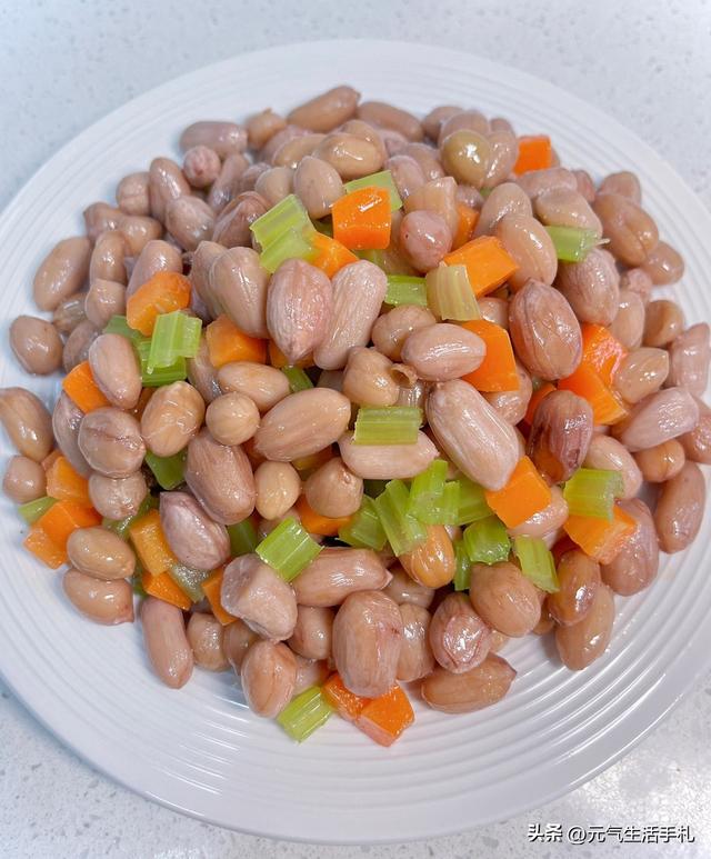 生吃强肾，熟吃健脾！每天吃一点，作用真大，不懂吃真可惜！