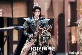 知名男星官宣解约，上市公司回应！他签约已7年，曾被曝半年帮公司创收上千万元！公司曾连续4年财务造假被罚图片