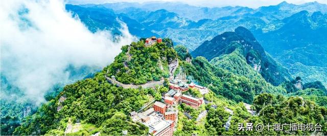 贵州政协报聚焦十堰：为一山而来 为一城停留