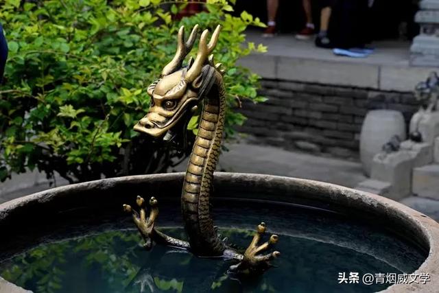 走进王家大院