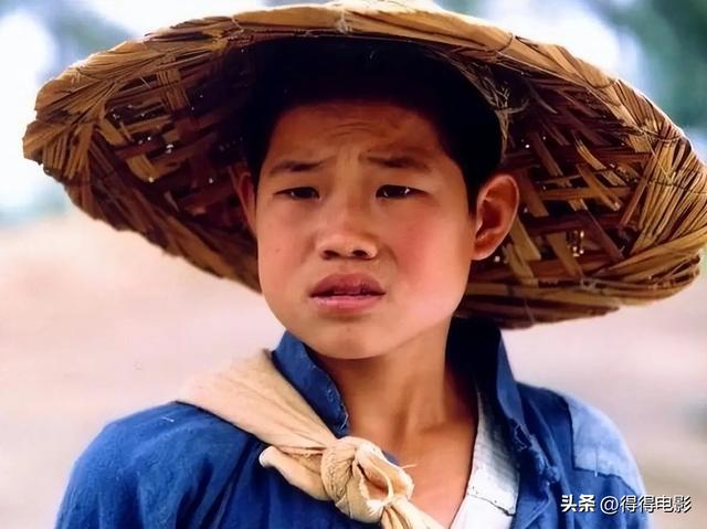 嘎子亲手把自己送进拘留所，那个童年小英雄，终究活成了“反派”