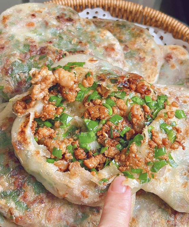 “287大卡跌到198大卡	，一张小饼能瘦出马甲线？