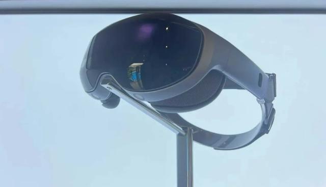 XR周报：vivo发布MR头显vivo Vision；《漫威死侍VR》定档11月18日