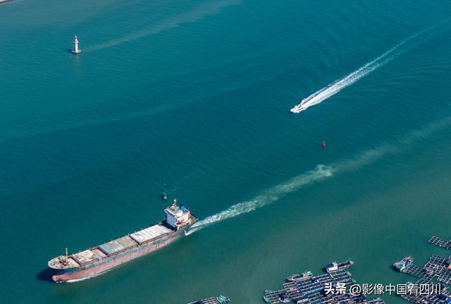 海南文昌：椰林湾引客来