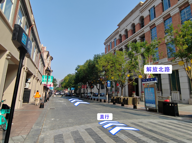解锁三条灯光秀Citywalk路线，避开“人从众”！