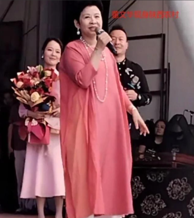 63岁董文华不再沉默，揭露当年被“封杀”原因，原来我们错怪她了