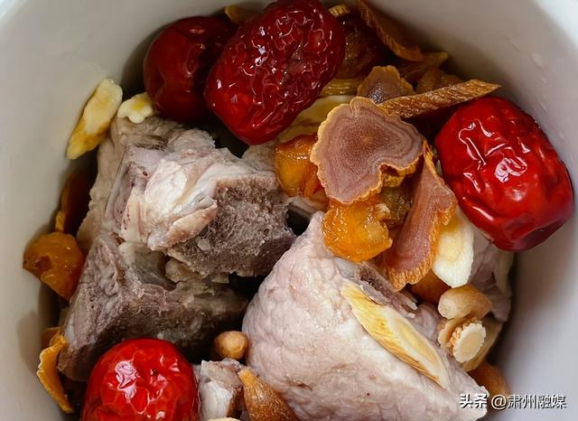 花胶海参党参汤 党参和花胶可以一起用来炖鸡吗