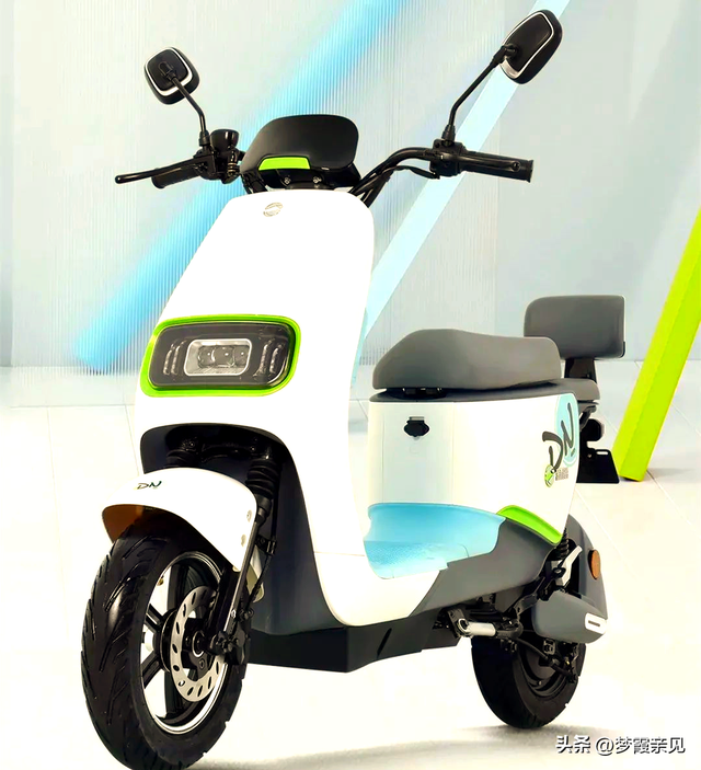 二胎宝妈选购新国标电动车时直摇头