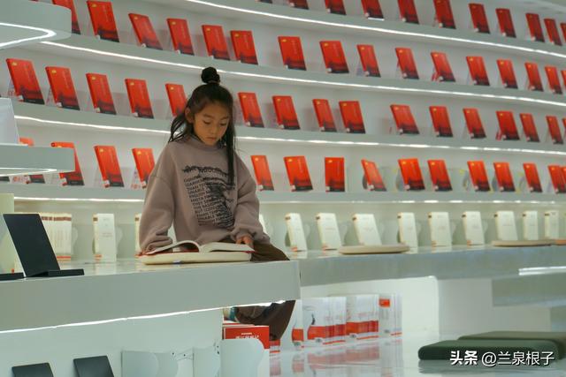 酒泉市图书馆：一座城市的文化客厅与精神驿站